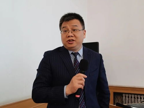 (我们是第一书记演员表)我们是第一书记，引领着团队向前，书写着辉煌的历史篇章